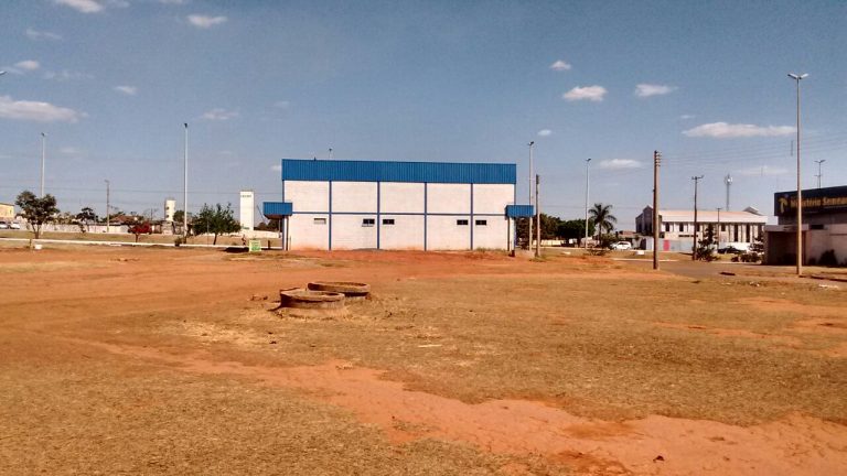 Terreno Comercial em Samambaia